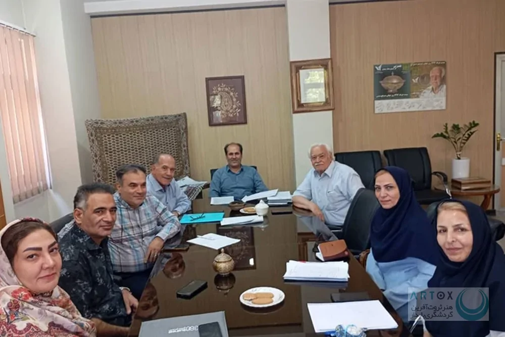 اعظم ترکان مدیرعامل نخستین تشکل حرفه‌ای صنایع‌دستی اصفهان شد